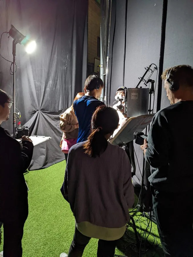 Behind the scenes on an Omni shoot