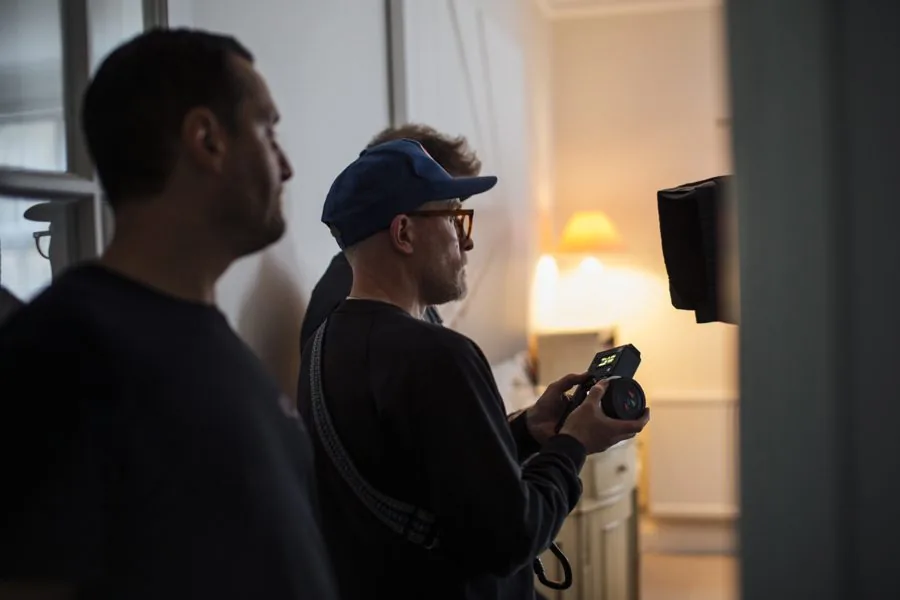 Behind the scenes on an Omni shoot